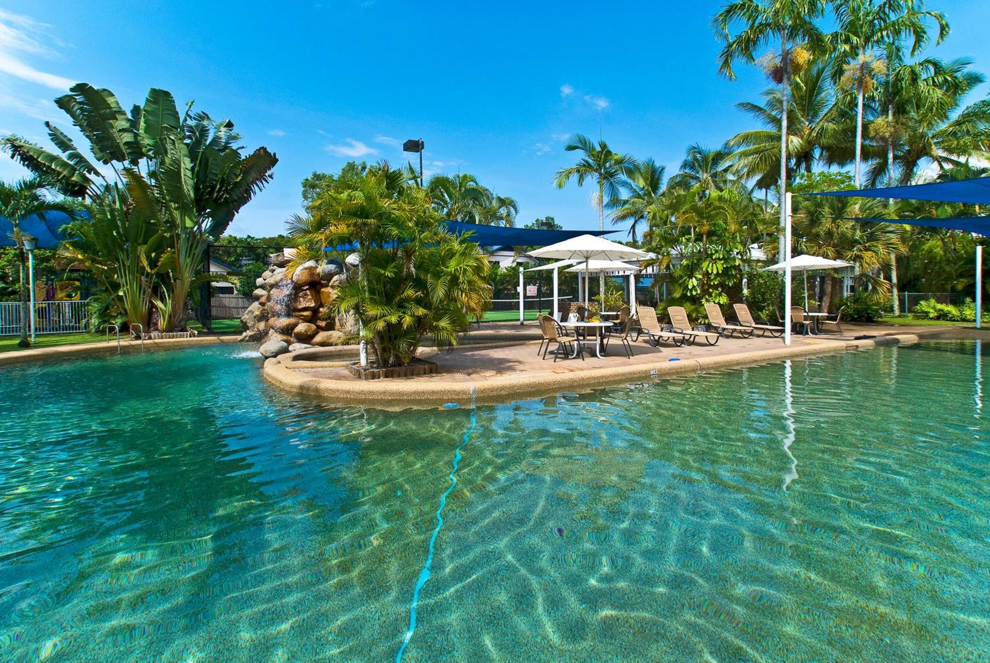 Nimrod Resort Apartments Port Douglas Buitenkant foto