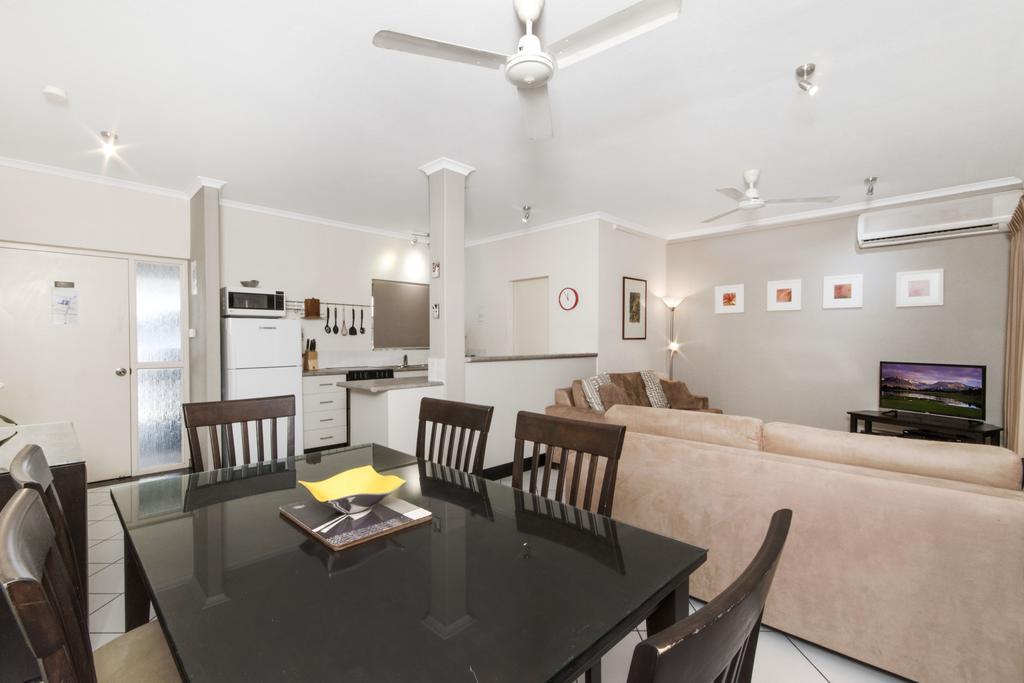 Nimrod Resort Apartments Port Douglas Buitenkant foto